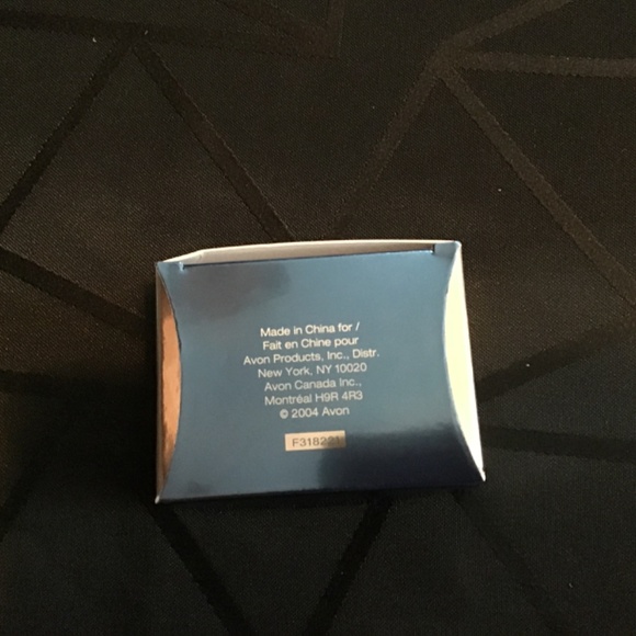 NWT AVON Three(3) Silvertone chain bracelet set,  various designs (2004) - Picture 10 of 14